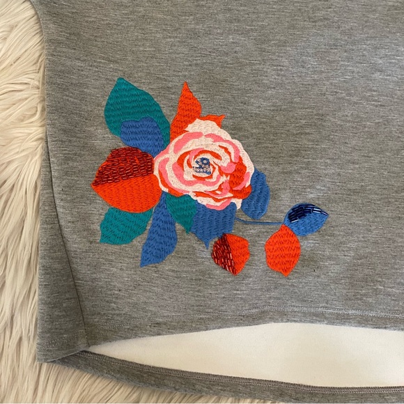 Halogen | Floral Embroidered Top | Bead detail - Picture 6 of 14